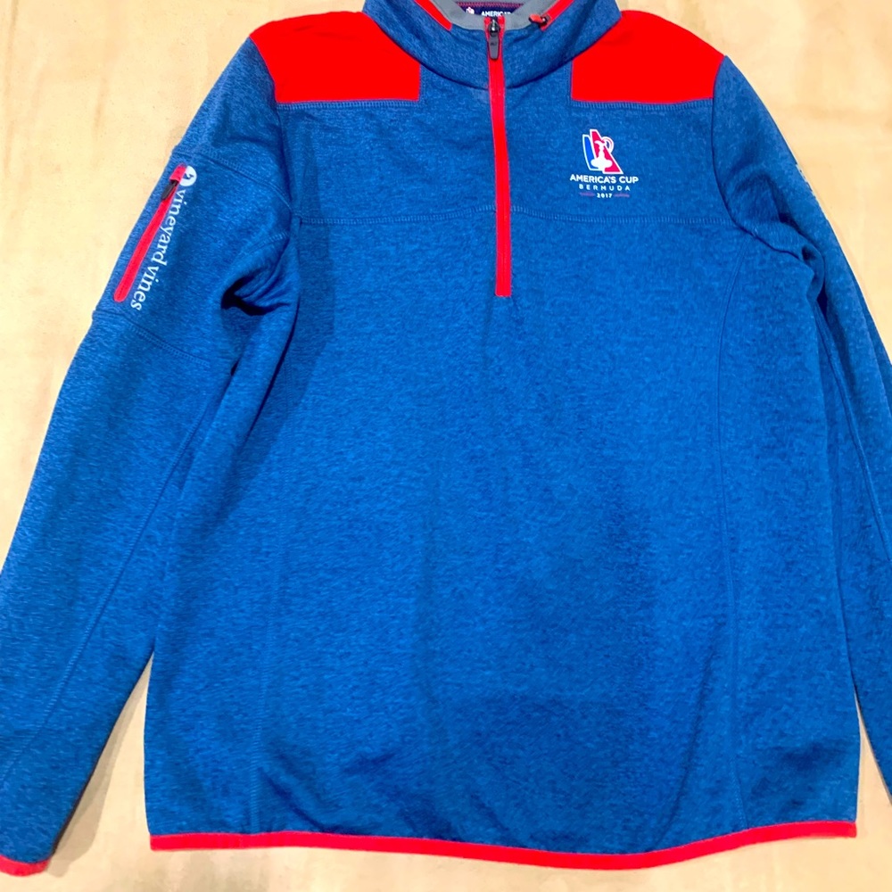 Good condition fleece pull over with hood. Little piling on sleeve.